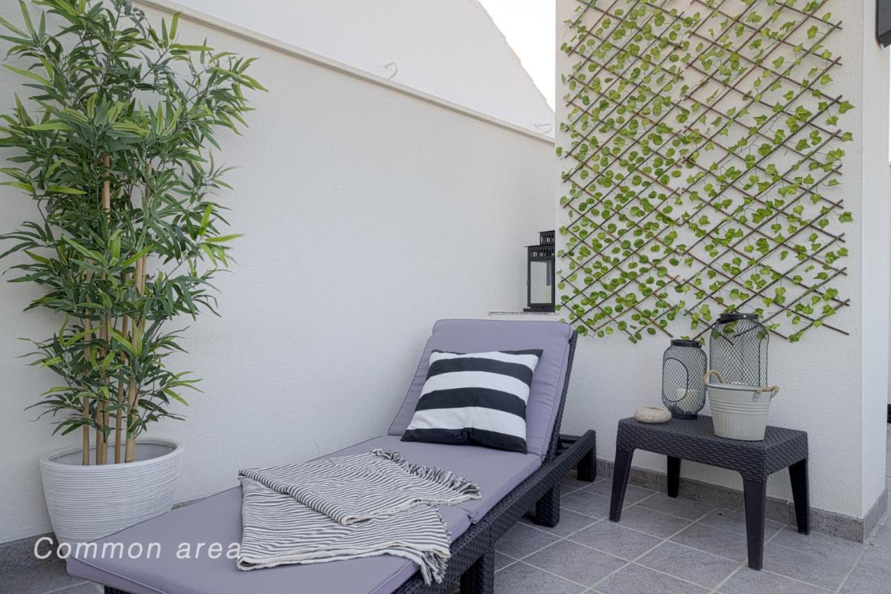 Caleta Homes - Ancha Del Carmen Malaga Exterior photo