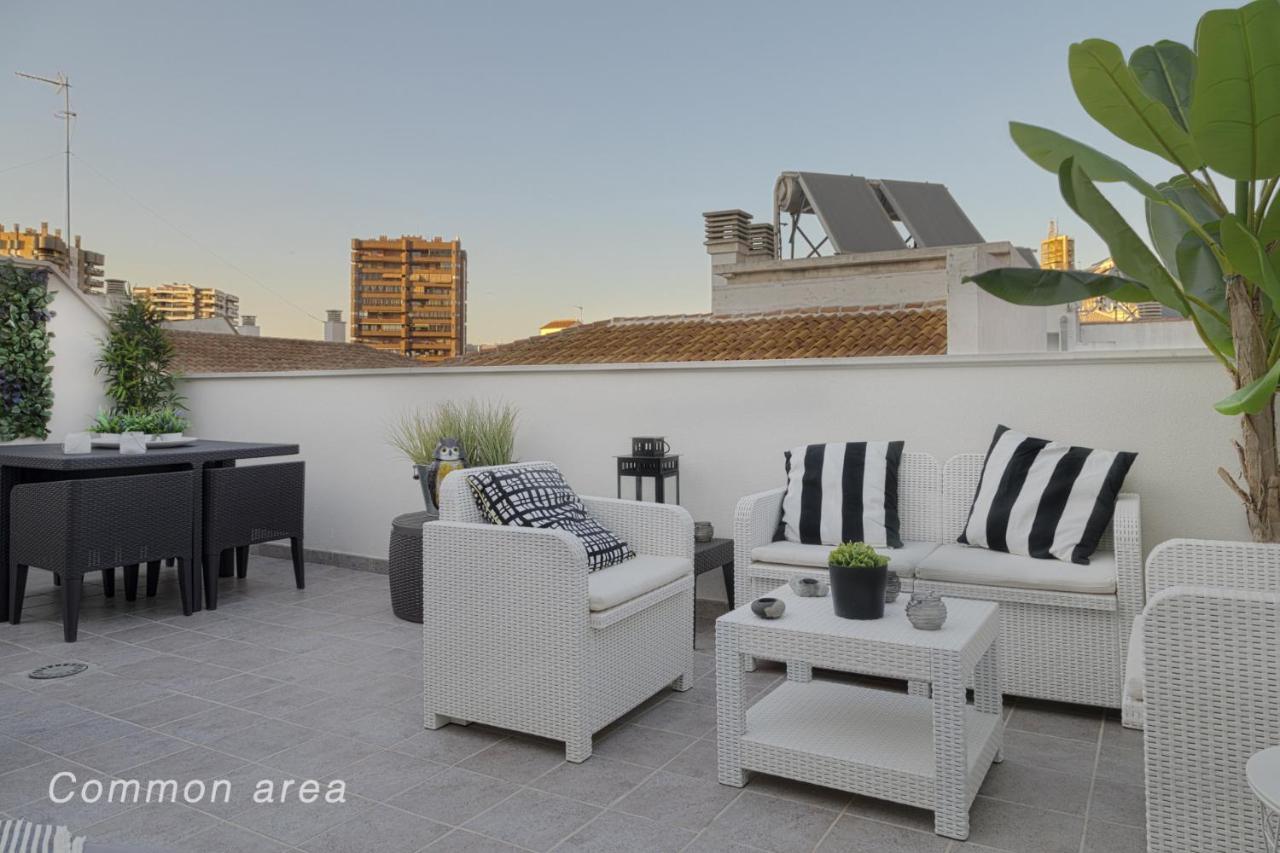 Caleta Homes - Ancha Del Carmen Malaga Exterior photo